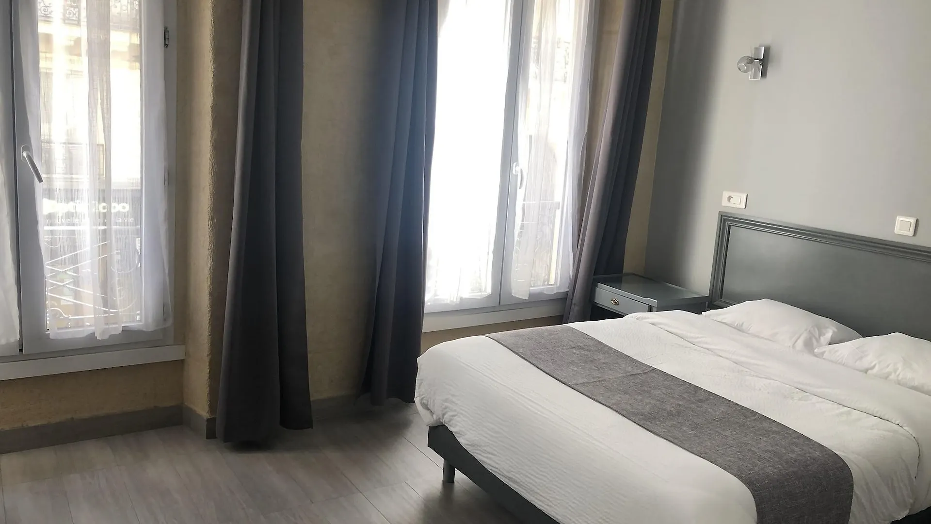 Hotel Clauzel