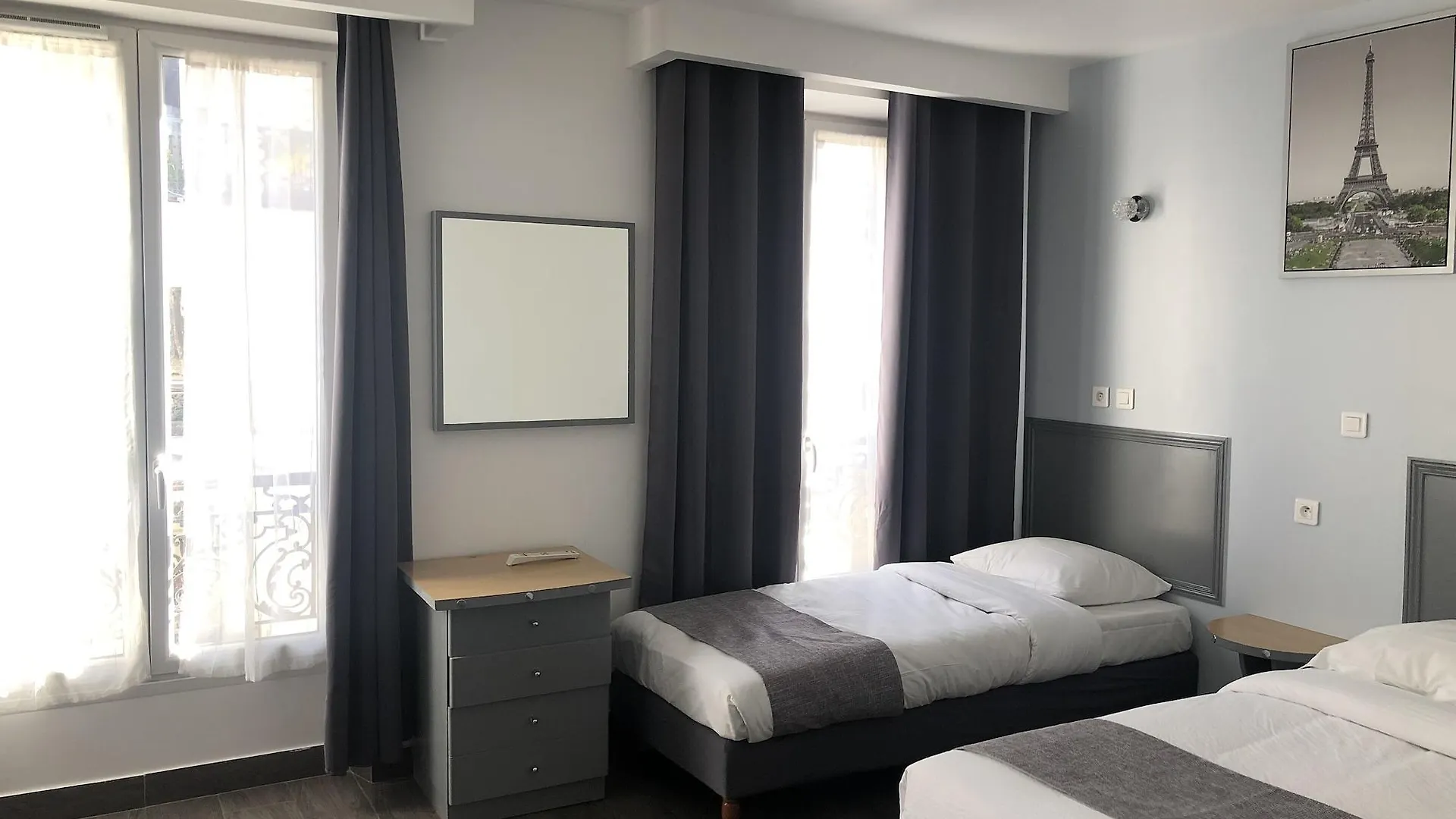 Hotel Clauzel Paris