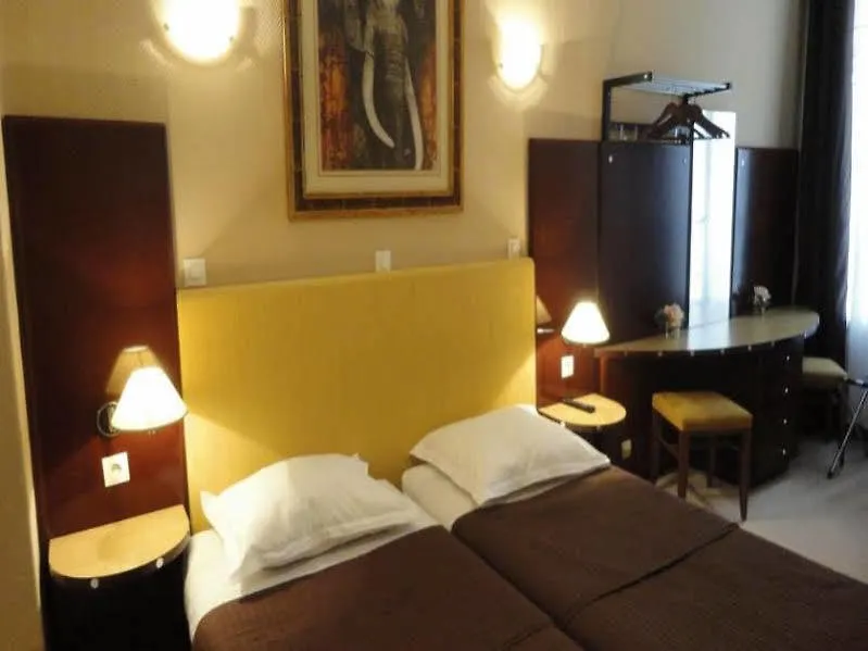 Otel Clauzel Paris